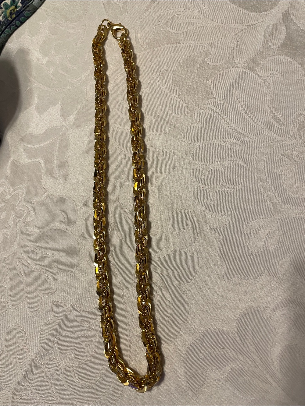 Gold-Tone Women’s Rope Link Necklace - Picture 3 of 5